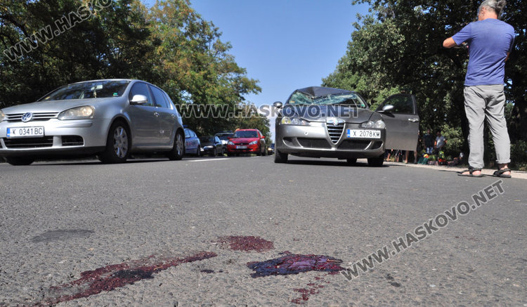 Почина пешеходецът, блъснат от Алфа Ромео край Конуш