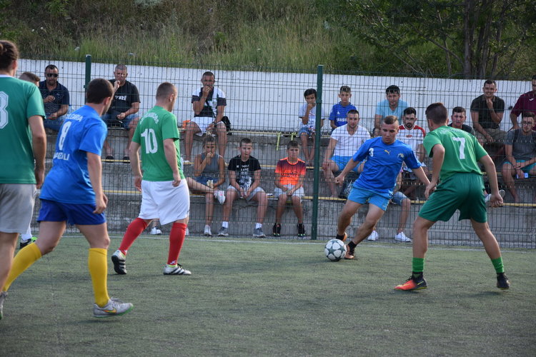 Надпреварата за „Купата на Парадайс“ протича с интригуващи срещи