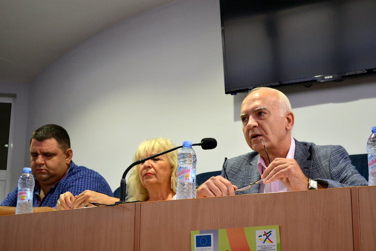 Община Димитровград приключва проекта „Учи и работи - бъди активен“ 