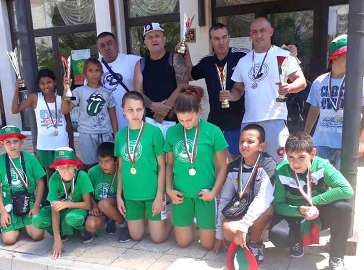 Боркините от Симеоновград №1 на държавните игри, Тополовград – втори