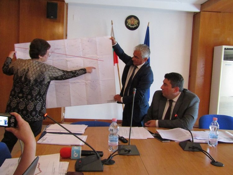 Областният управител на Смолян: До 15 септември ще се отвори поне едното платно на пътя Смолян-Мадан