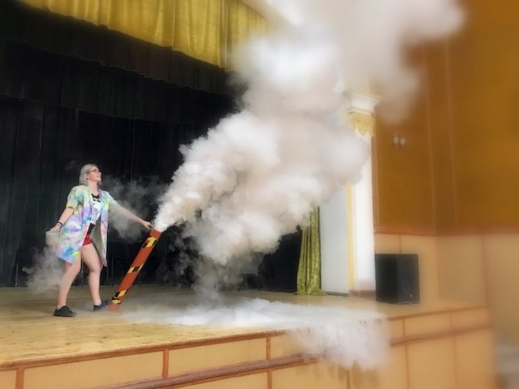 „Щура лаборатория“ за децата пристига в Димитровград в неделя