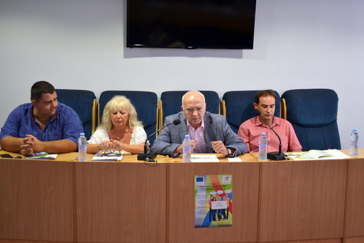 Община Димитровград приключва проекта „Учи и работи - бъди активен“ 