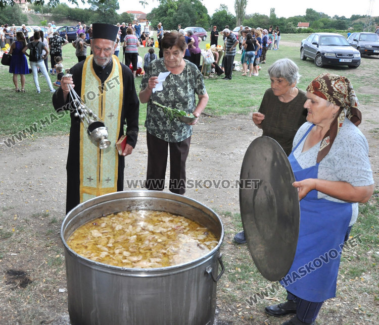 Тържествен водосвет и курбан за Илинден във Въгларово