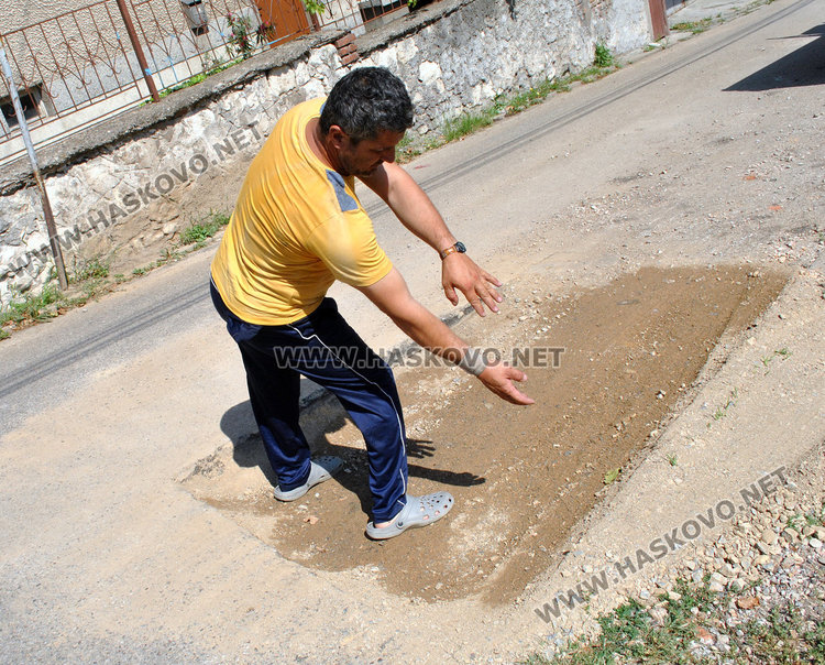 Тодьо Тодев покава къде е паднал пенсионерът бай Христо с колелото си