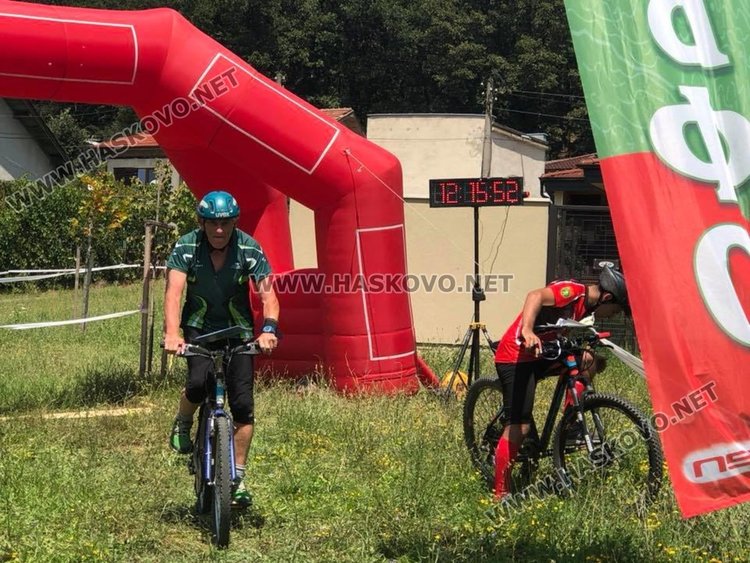 Хасковски състезатели с куп медали по колоориентиране на държавното първeнство