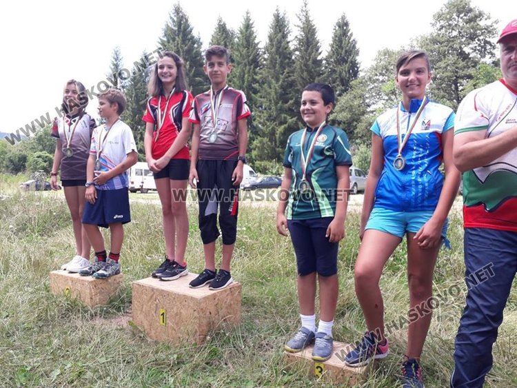 Хасковски състезатели с куп медали по колоориентиране на държавното първeнство