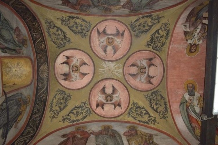 Снимки: Бачковска света обител