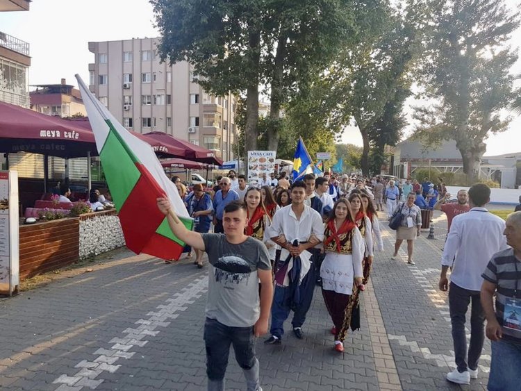 Ансамбъл „Кърджали“ с приз от фестивал в Ялова