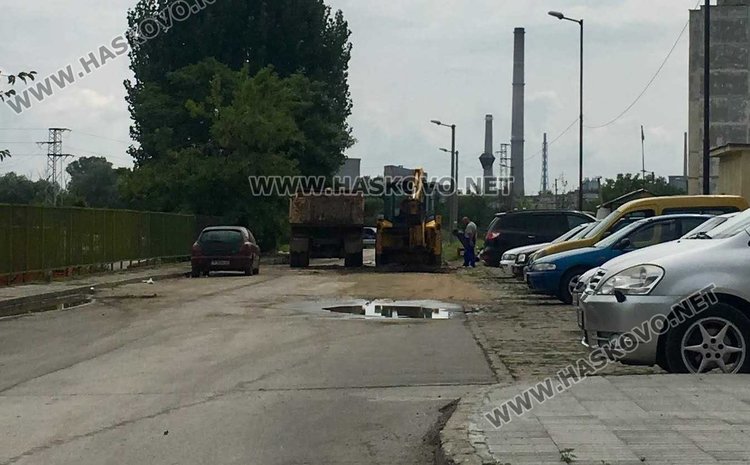 Авария на ВиК оставя част от квартал Простор без вода