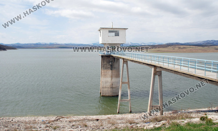 „Тракиец“ и още 100 язовира в Хасковско в списъка за спешни ремонти