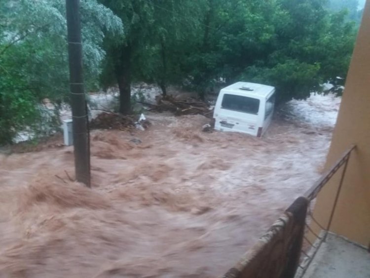 Наводнение в Тетевен, обявено е бедствено положение 