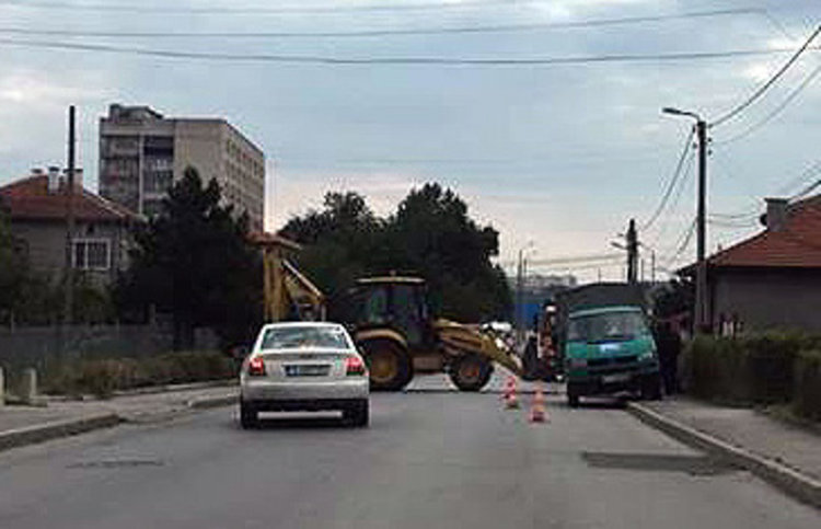 Болярово и Въгларово без вода заради авария