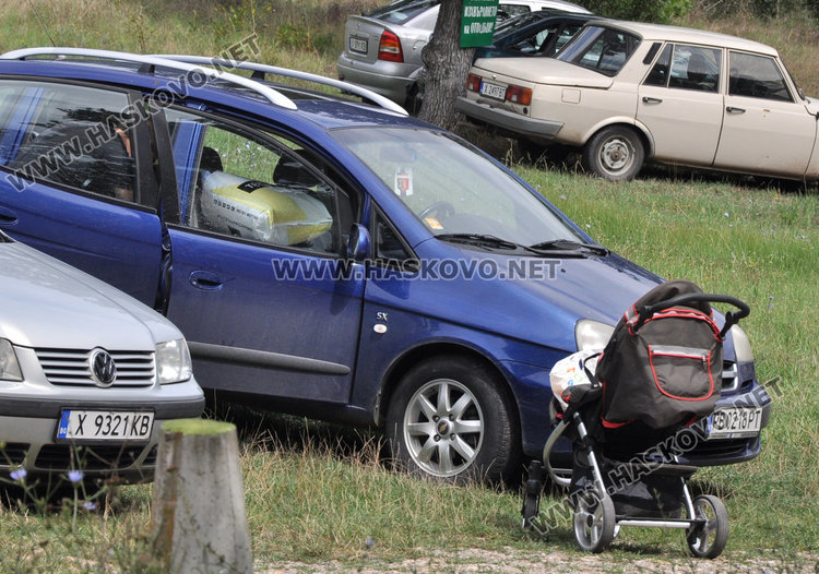 Семейство от Пловдив търси помощ от Св. Анна да прогледне детенцето им