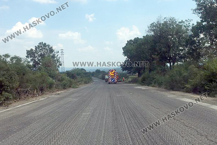 Пуснаха колите в платното за Димитровград, ремонтът продължава по Е-80