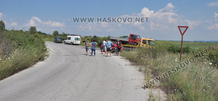 Пасат отне предимството и блъсна камион с пропан-бутан