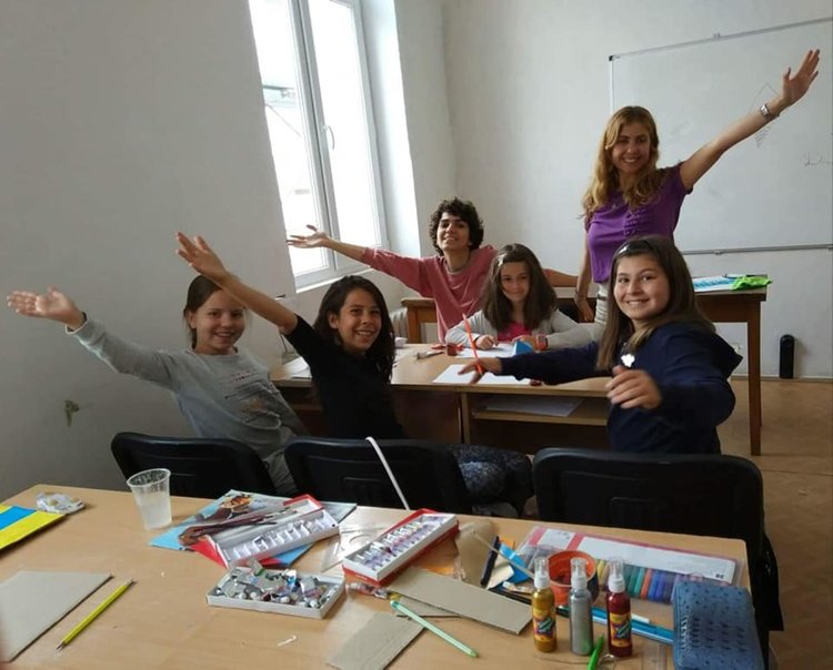 Творчеството и споделено приятелство прави децата истински щастливи