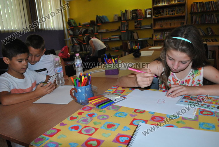 Регионалната библиотека организира барбаронска среща за децата