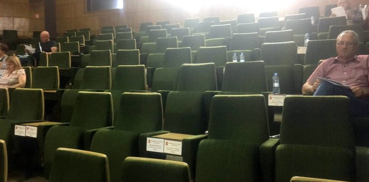 Скандал в Общинския съвет: Отложиха декларацията до премиера Борисов, КРОС напуснаха заседанието