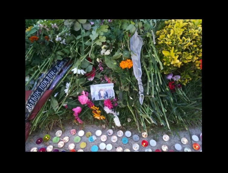 Златоград излезе на мълчаливо бдение в памет на 13 годишния Митко, убит на пътя