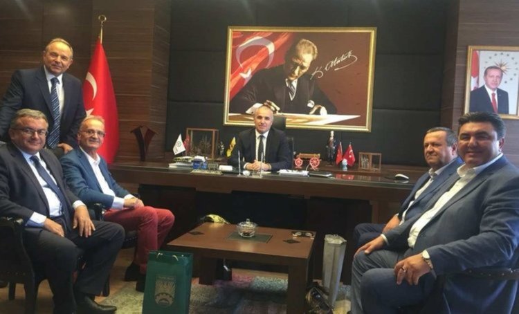 Кметът Папазов  представи Първомай и РАО "Тракия" на изложението в Чорлу