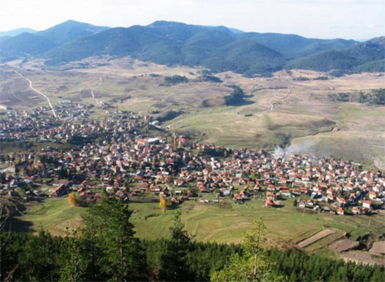 Предложение за лятна разходка: Равногор