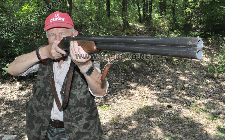 35-те дружинки в Хасковско откриха ловния сезон, авджиите под лупа