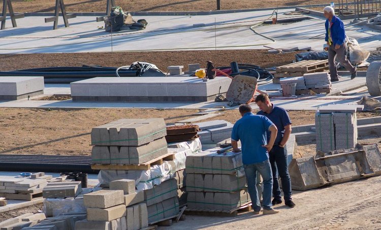 След 50 години сменят водопроводи на два квартала в Мадан, спират аварии и течове