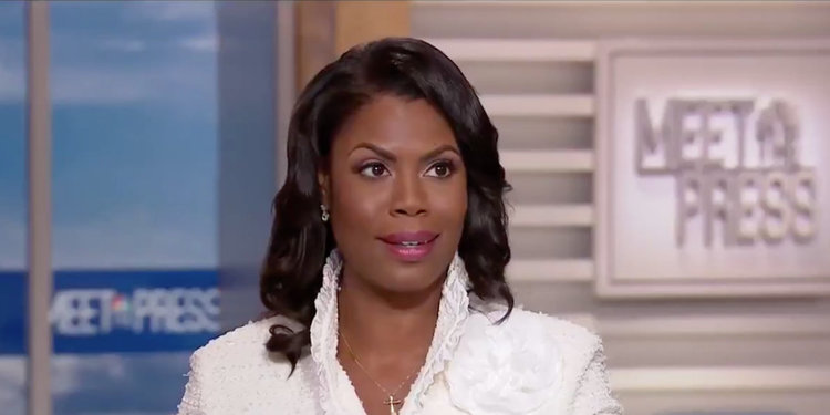 Бивша съветничка на Тръмп го описва в шокираща книга, дават я на съд