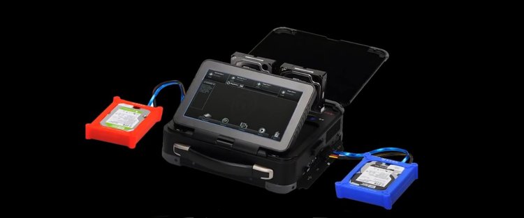 Руското следствие купи от Китай "магическия куб" за проникване в смартфони (видео)