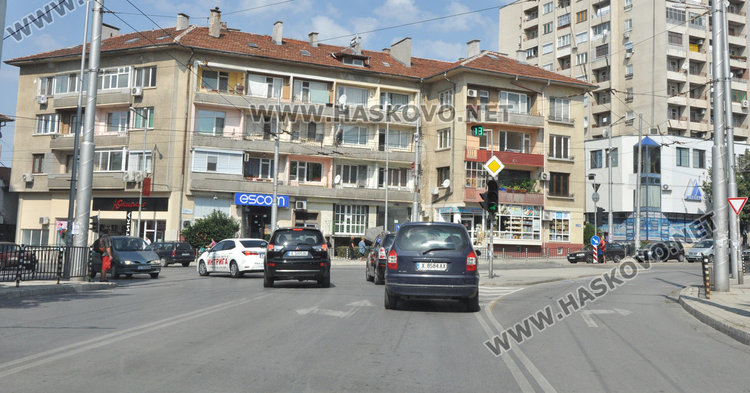 На кръстовището с "Раковски" положението е същото