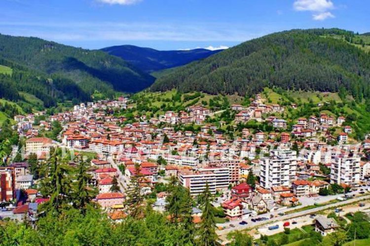 За два часа днес блокират пътя на изхода на Чепеларе 