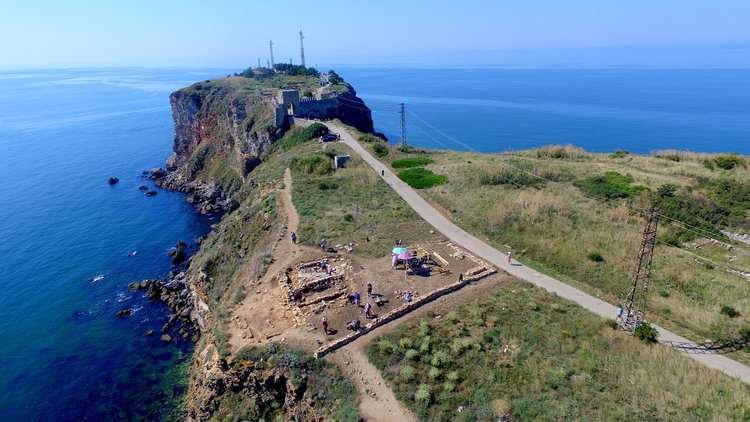 Монетите от съкровището „Татарска плячка“ от Калиакра