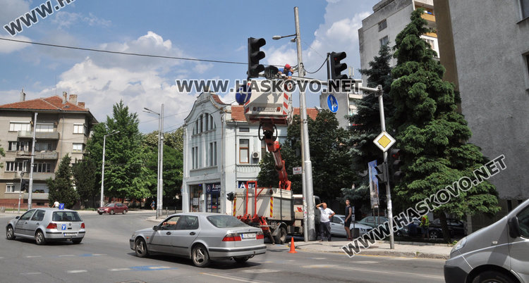 Общината дебне нарушители с 83 камери под наем