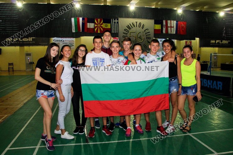 Таня Иванова сребърна, Александър Несторов е с бронз от турнира по бадминтон „Братя Касабян”