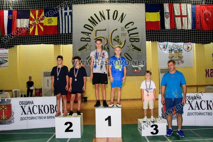 Таня Иванова сребърна, Александър Несторов е с бронз от турнира по бадминтон „Братя Касабян”