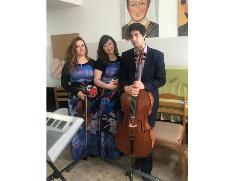 Трио Радилови ще свири за първомайци на 3 септември