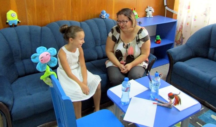 Извършиха първия "разпит" на 7 годишно дете в "Синята стая" в Смолян