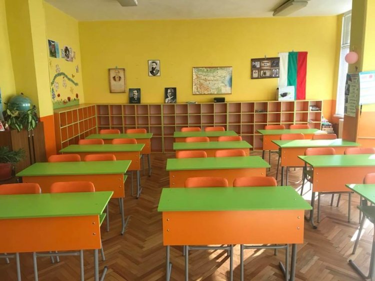 124 семейства са поискали помощи за първокласник до сега