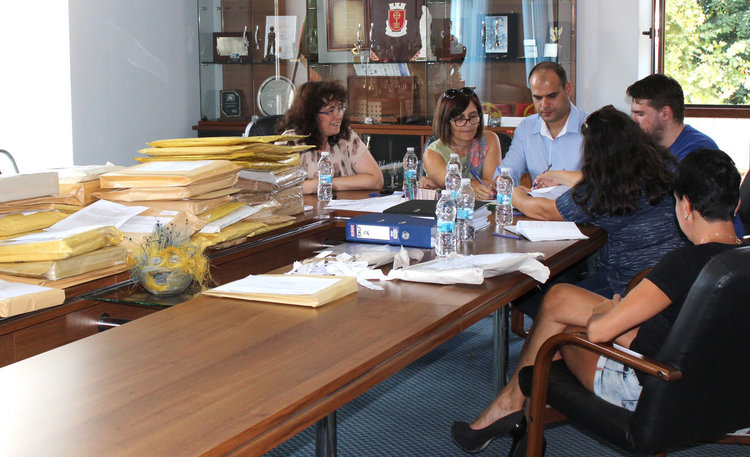 99 фирми искат да санират 10 блока в Хасково