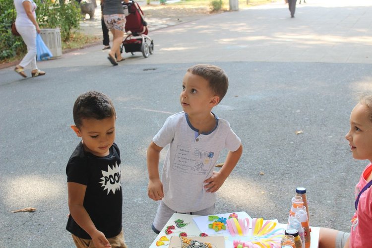 НЕА Германика с благотворителен базар за Пламенка