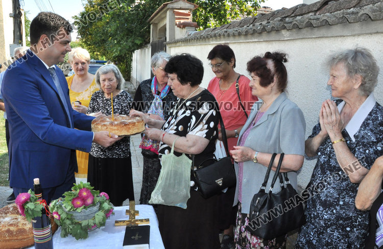 7 казана курбан раздадоха за здраве и благоденствие в Димитровград