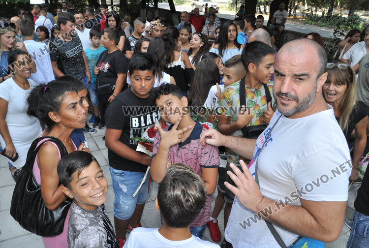 Спортното в топ 3 по успех в страната, звънецът би за 220 ученици