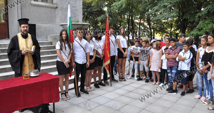 Спортното в топ 3 по успех в страната, звънецът би за 220 ученици