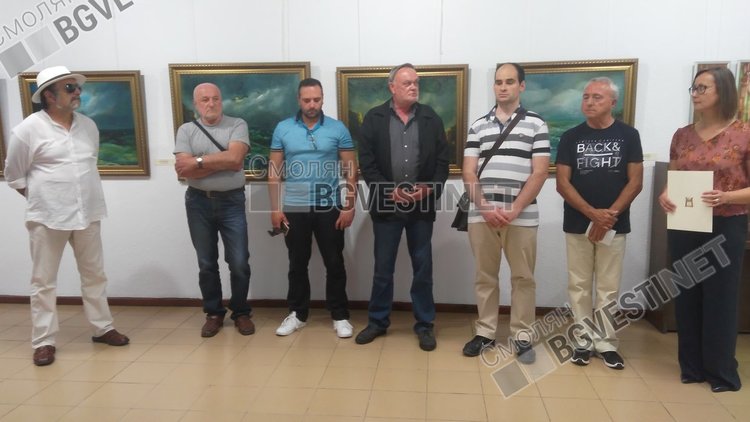 Седем смолянски художници откриха обща изложба
