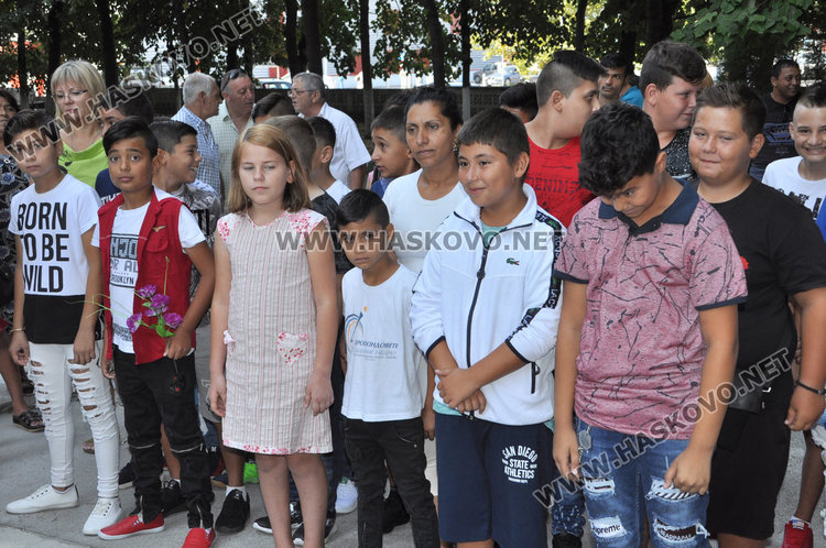 Спортното в топ 3 по успех в страната, звънецът би за 220 ученици