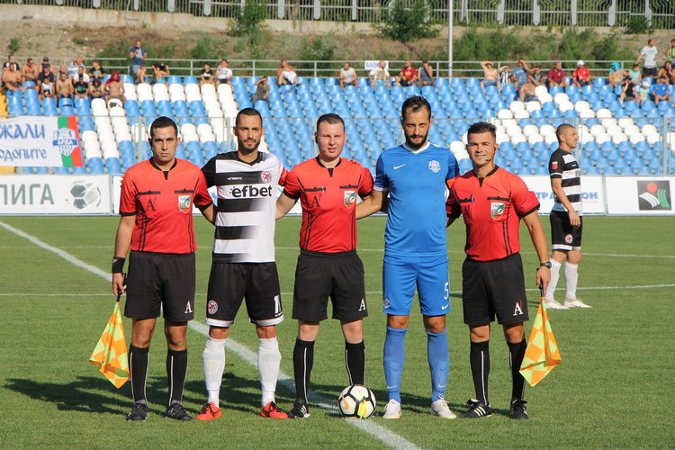 Отличен старт за Стойчо Стоев, АРДА разгроми Локо ГО