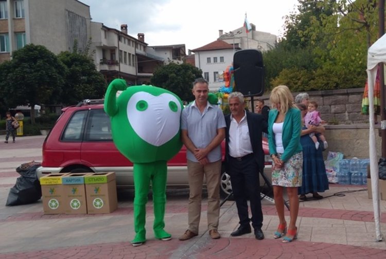 Децата на Смолян посрещнаха Зеленко Зеленков