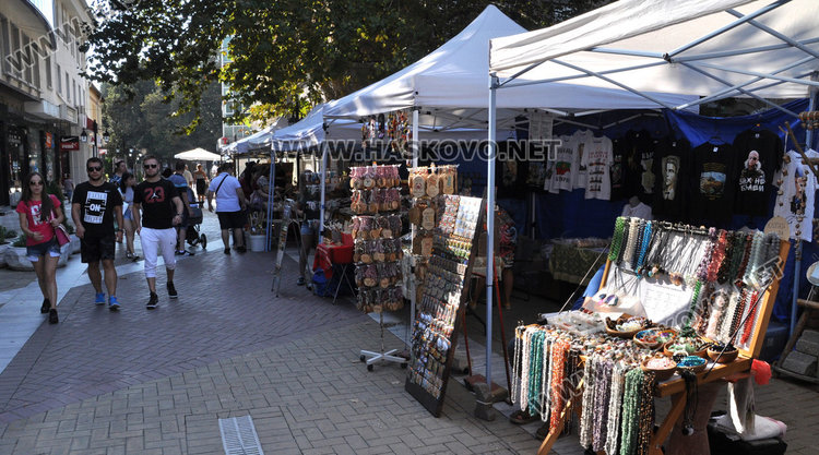 „Българско е!“ на площад „Атлантически“ до 10 септември