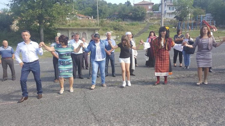 Тринадесето издание на уникалния фестивал на терлика в с.Дъждовница